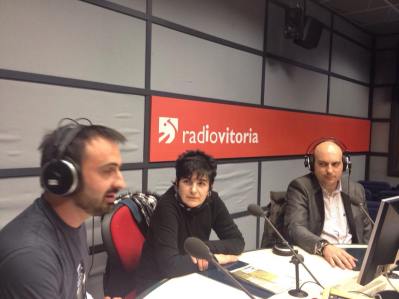 Participando en directo en "La Ruta Slow" de Radio Vitoria, 22 de enero de 2015